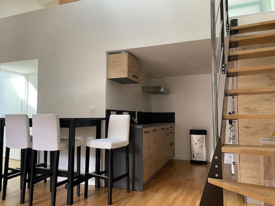 Appartement Atypique Et Fraichement Renove Saint-Vallier  外观 照片